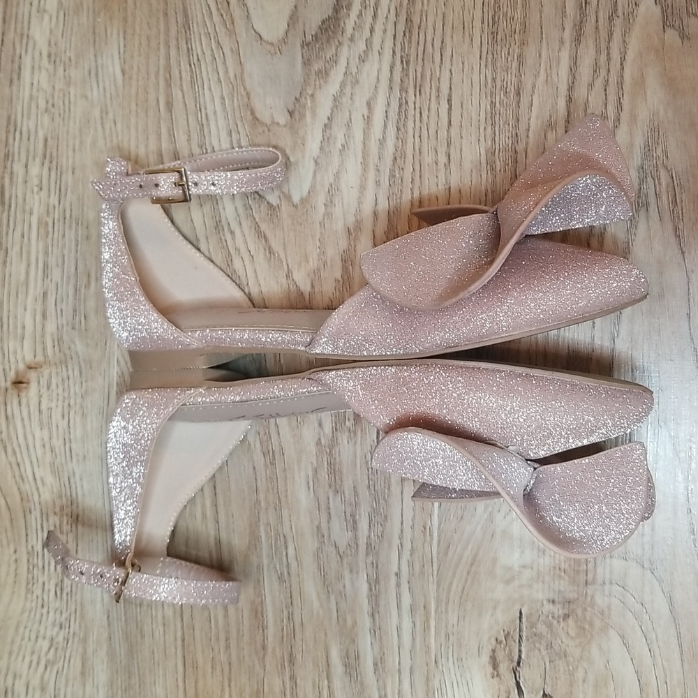 Betsey Johnson Nobel Ballet Champagne Shimmer Ankle Strap Flats Girls 13 - Picture 6 of 10